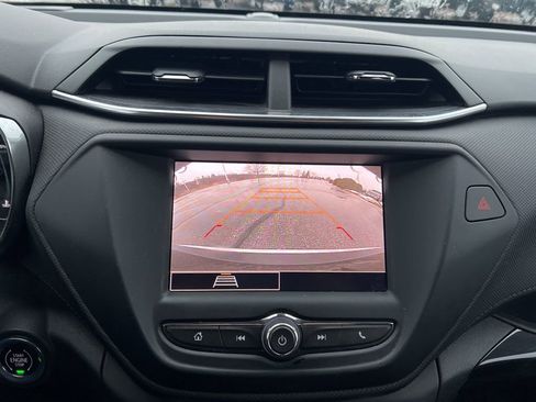 Used 2023 Chevrolet TrailBlazer LT w/ Confidence II Package image 19