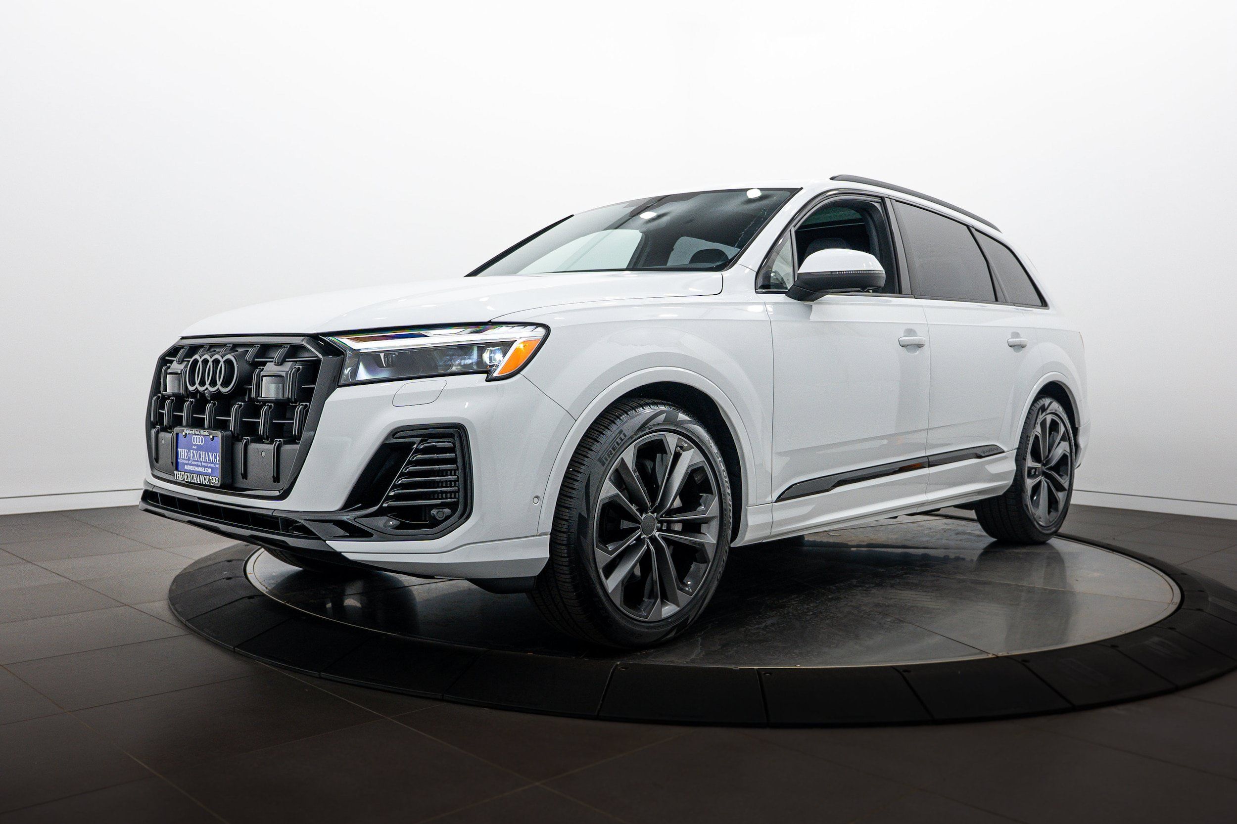 Used 2026 Audi Q7 3.0T Premium Plus w/ Premium Plus Package AWD/4WD image 6