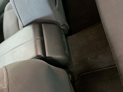 Used 2025 Nissan Altima 2.5 SV FWD image 27