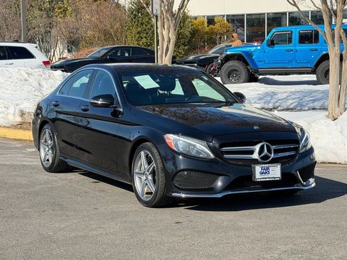 Used 2017 Mercedes-Benz C 300 4MATIC Sedan image 1
