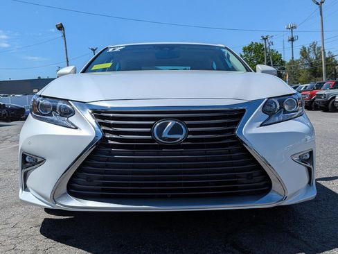 Used 2017 Lexus ES 350 w/ Premium Package FWD image 4