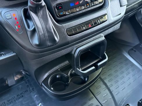 Used 2025 RAM ProMaster 1500 FWD image 17