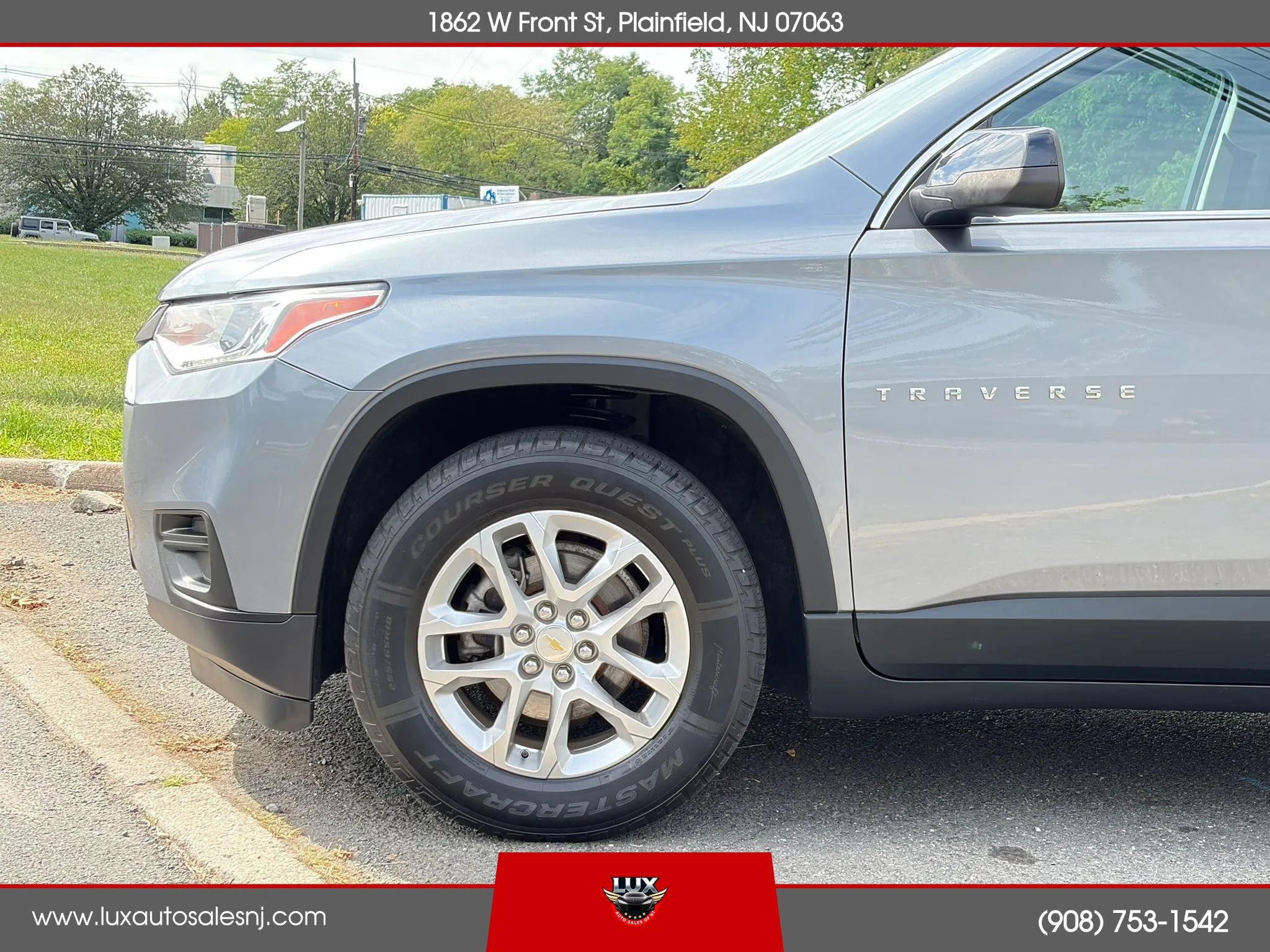 Used 2021 Chevrolet Traverse LS AWD/4WD image 10