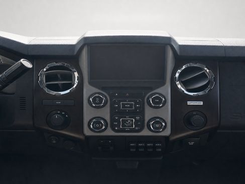 Used 2016 Ford F350 Lariat w/ Lariat Ultimate Package AWD/4WD image 12