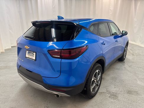 Certified 2025 Chevrolet Blazer LT image 5