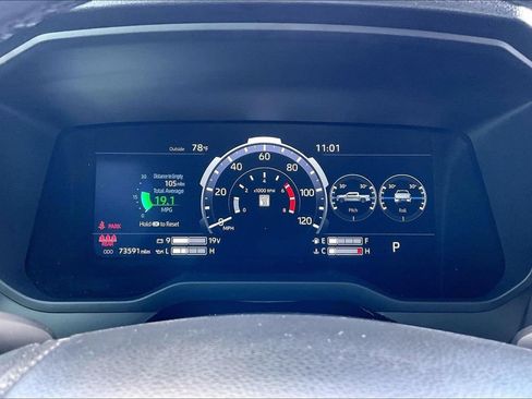 Used 2024 Toyota Tundra Limited AWD/4WD image 12