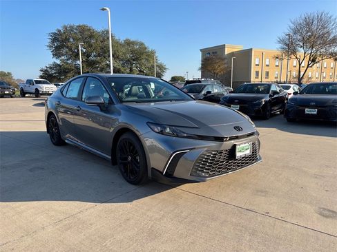 New 2026 Toyota Camry SE w/ Convenience Package image 6