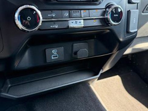 Used 2024 Ford F150 XLT w/ Tow/Haul Package image 22