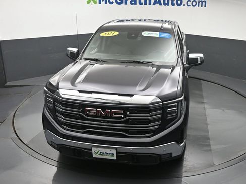 Used 2024 GMC Sierra 1500 SLT w/ SLT Premium Plus Package AWD/4WD image 27