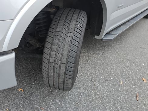 Used 2016 Ford F150 XLT w/ Equipment Group 302A Luxury image 34