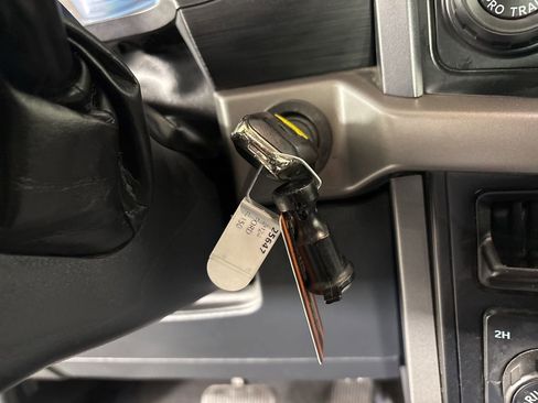 Used 2024 Ford F150 XLT w/ Mobile Office Package image 15