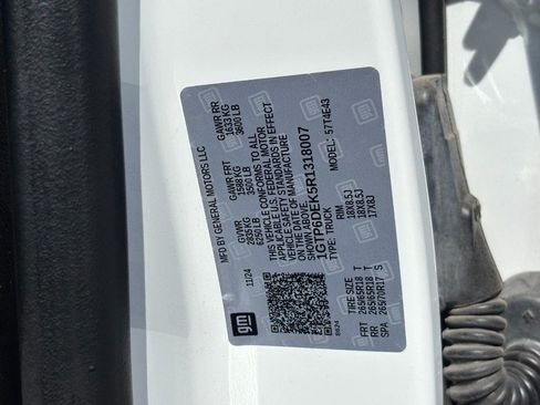 Used 2024 GMC Canyon AT4 AWD/4WD image 24