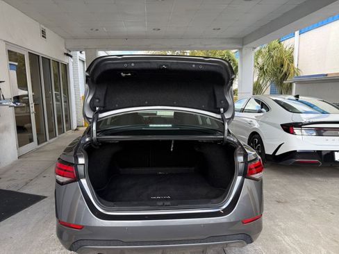 Used 2025 Nissan Sentra S image 29