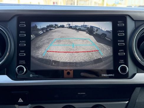 Used 2022 Toyota Tacoma SR5 RWD image 23