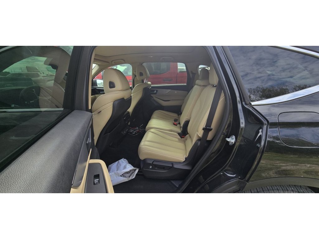 Used 2023 Acura MDX SH-AWD image 7