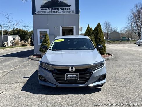 Used 2021 Honda Accord Sport Special Edition image 2