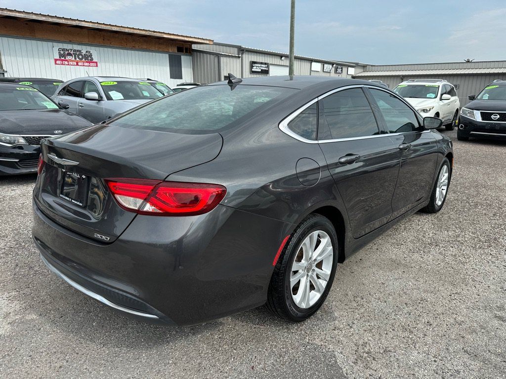 Used 2016 Chrysler 200 Limited FWD image 6