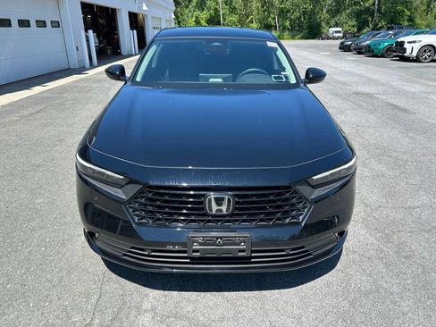 Used 2025 Honda Accord EX-L image 8
