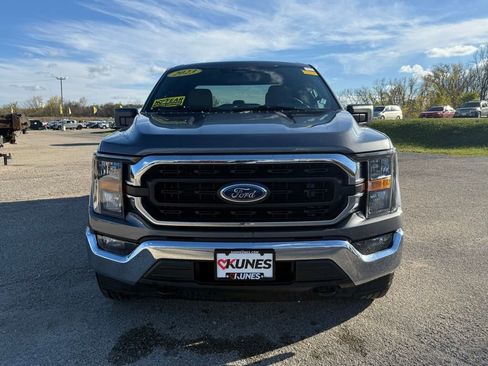 Used 2023 Ford F150 XLT image 3