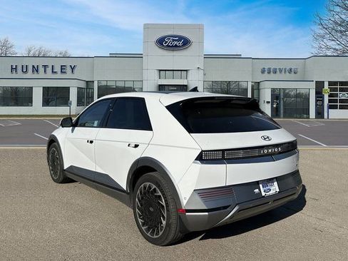 Used 2024 Hyundai Ioniq 5 Limited image 6