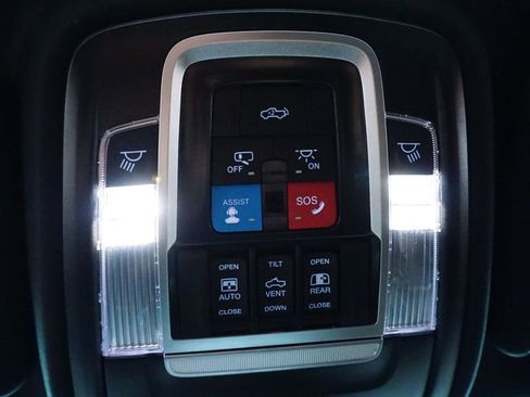 New 2026 RAM 3500 Limited AWD/4WD image 36