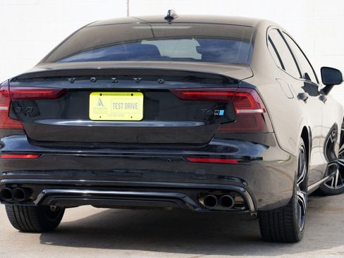 Used 2021 Volvo S60 T6 R-Design AWD/4WD image 4
