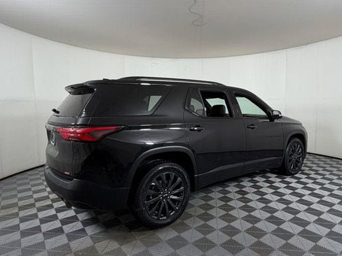 Used 2023 Chevrolet Traverse RS AWD/4WD image 4