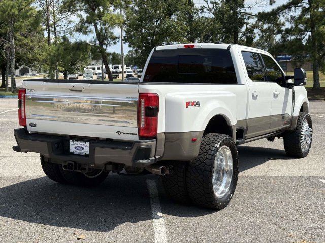Used 2026 Ford F450 King Ranch w/ FX4 Off-Road Package AWD/4WD image 13