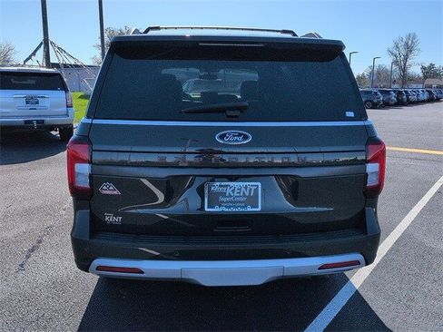 Used 2022 Ford Expedition Timberline image 5