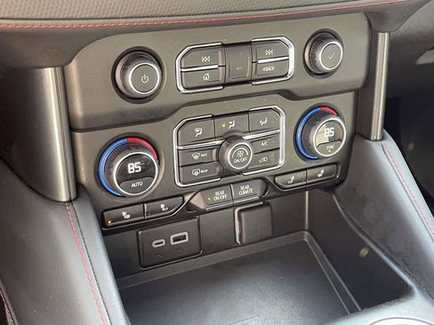 Used 2024 Chevrolet Tahoe RST w/ Luxury Package image 25