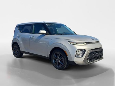Used 2020 Kia Soul EX image 7
