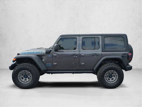 Used 2024 Jeep Wrangler Unlimited Rubicon 4xe AWD/4WD image 9