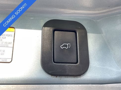 Used 2015 Toyota Sienna Limited Premium FWD image 18