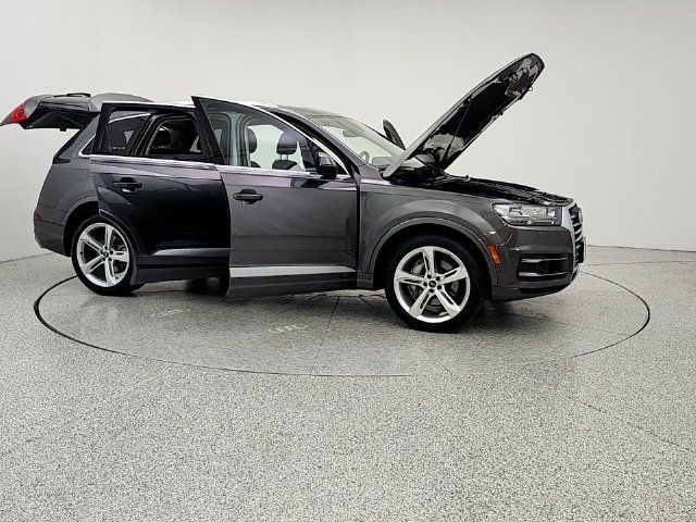 Used 2019 Audi Q7 3.0T Prestige w/ Prestige Package AWD/4WD image 10