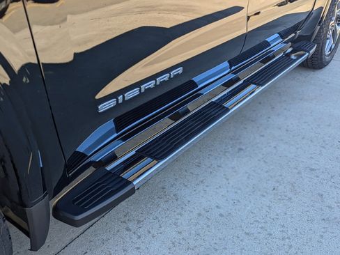 New 2026 GMC Sierra 1500 SLT w/ SLT Premium Package image 12