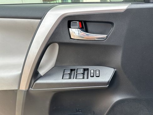 Used 2016 Toyota RAV4 XLE image 13