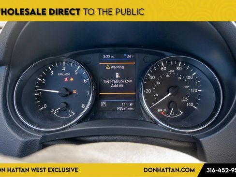 Used 2018 Nissan Rogue S image 6