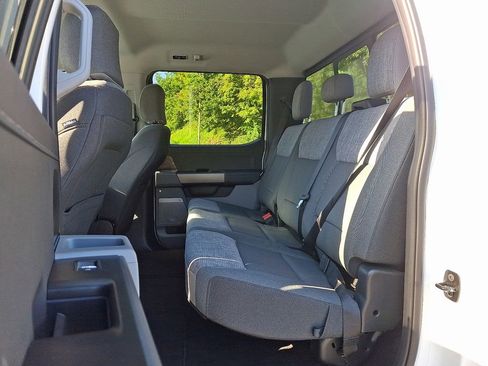New 2026 Ford F250 XLT w/ XLT Premium Package AWD/4WD image 5