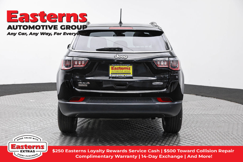 Used 2018 Jeep Compass Latitude w/ Popular Equipment Group AWD/4WD image 7