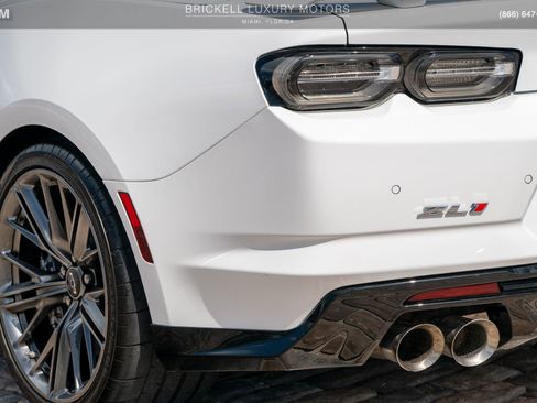 Used 2022 Chevrolet Camaro ZL1 RWD image 51