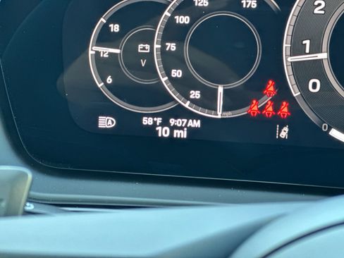 New 2026 Porsche Cayenne AWD/4WD image 32