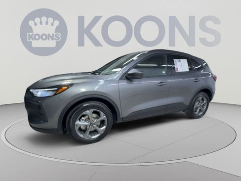 Used 2025 Ford Escape ST-Line AWD/4WD image 5