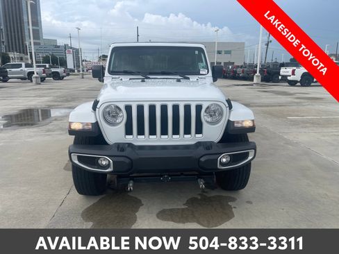 Used 2023 Jeep Wrangler Unlimited Sahara AWD/4WD image 8