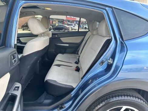 Used 2017 Subaru Crosstrek 2.0i Premium AWD/4WD image 7