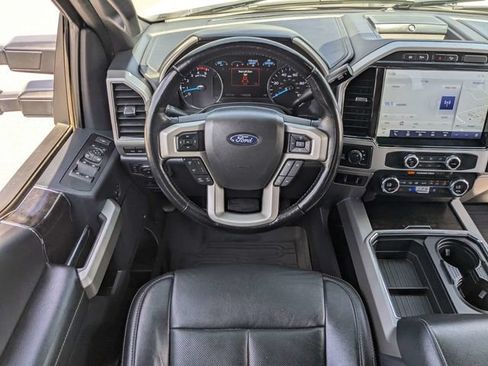 Used 2022 Ford F250 Lariat w/ Lariat Ultimate Package AWD/4WD image 16