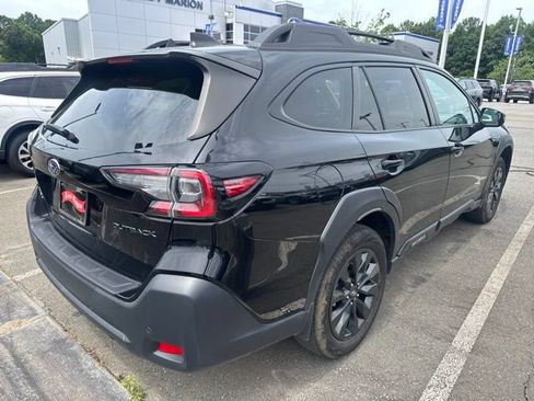 Used 2025 Subaru Outback Onyx Edition AWD/4WD image 5