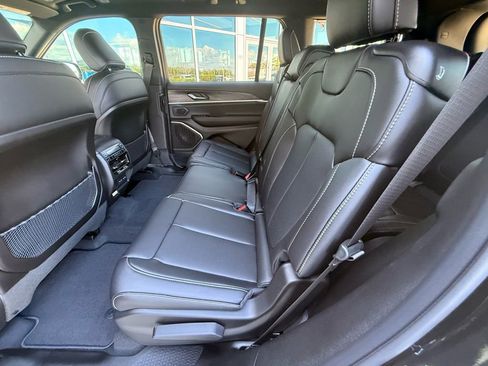 New 2026 Jeep Grand Cherokee L Limited RWD image 25