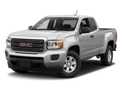 Used 2018 GMC Canyon 4x4 Extended Cab w/ Convenience Package