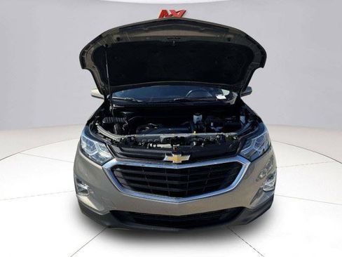 Used 2018 Chevrolet Equinox LT FWD image 57