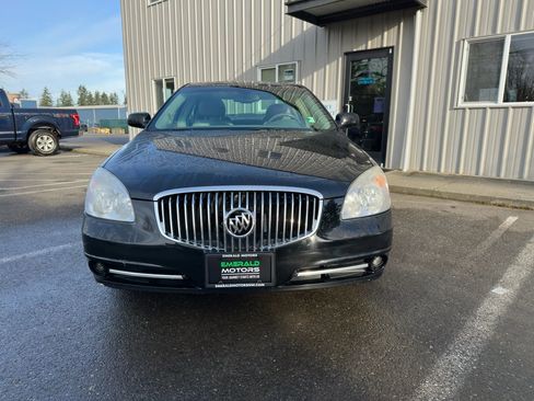 Used 2011 Buick Lucerne CXL image 2